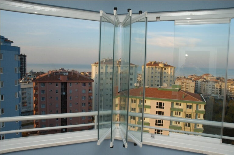 Bayburt cam balkon
